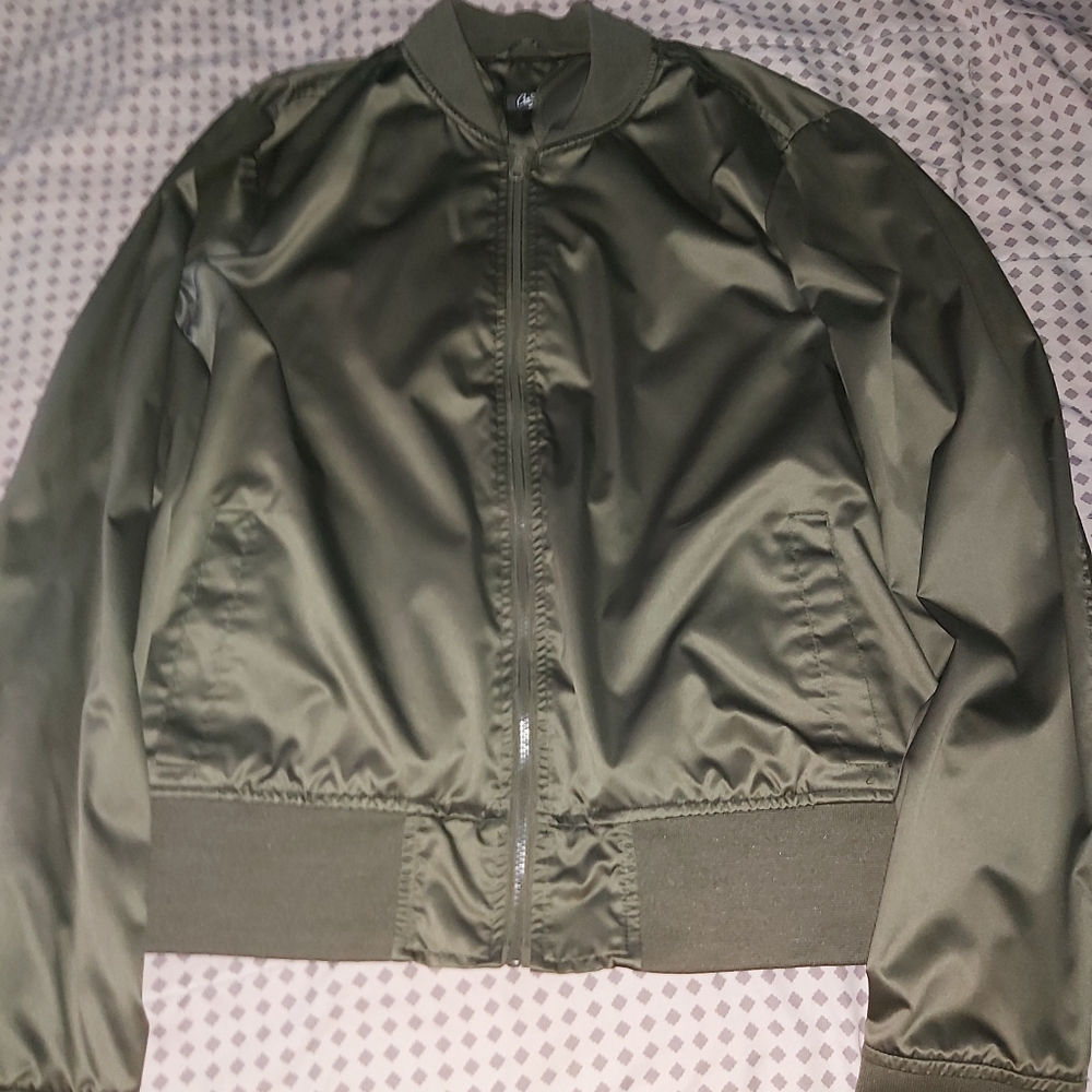 City Streets, S, Olive Green